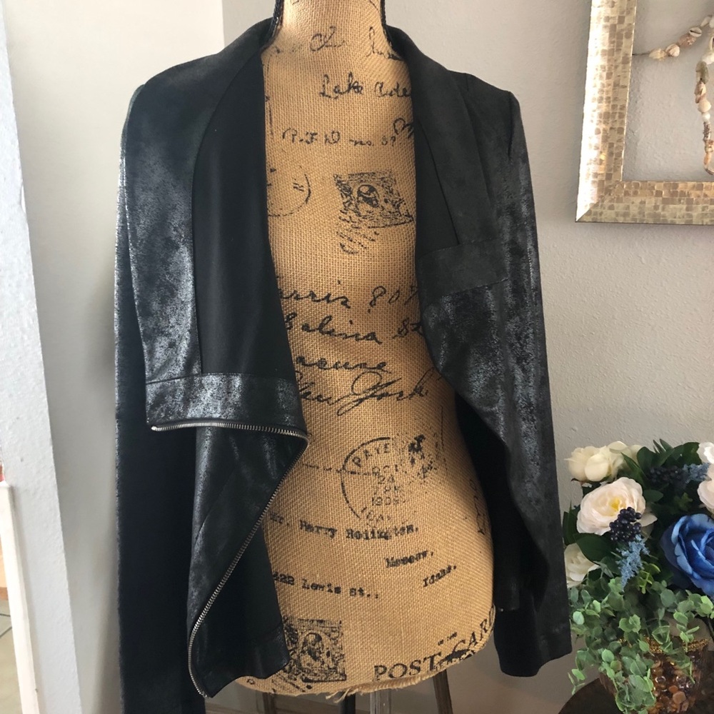 Two By Vince Camuto Moto jacket size M